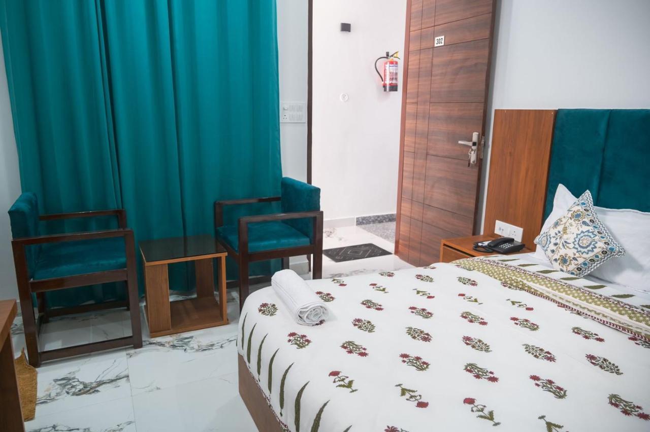 The Vinayak By Le Pension Stays Rishīkesh Екстериор снимка