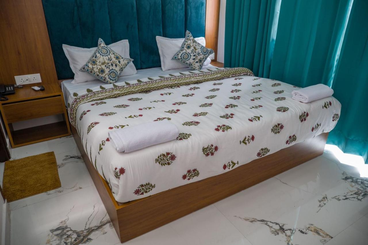 The Vinayak By Le Pension Stays Rishīkesh Екстериор снимка